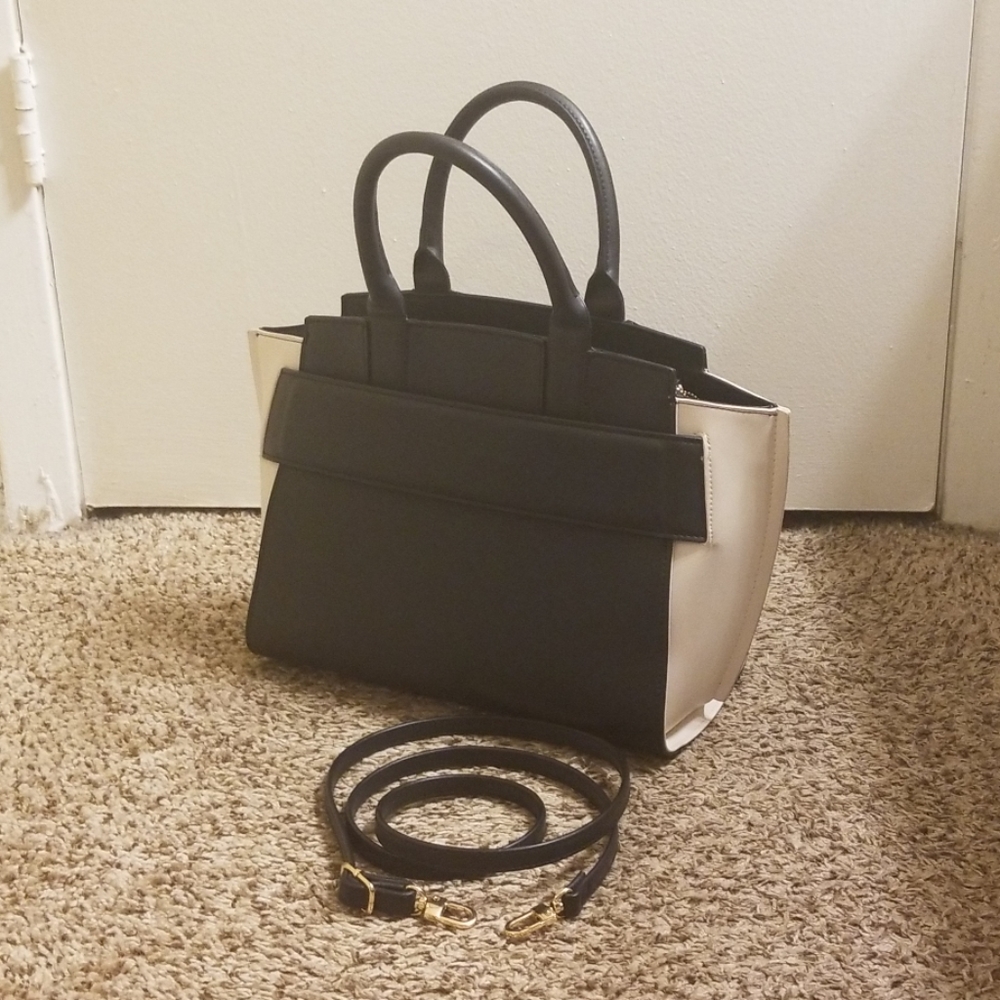 Black White fold Purse